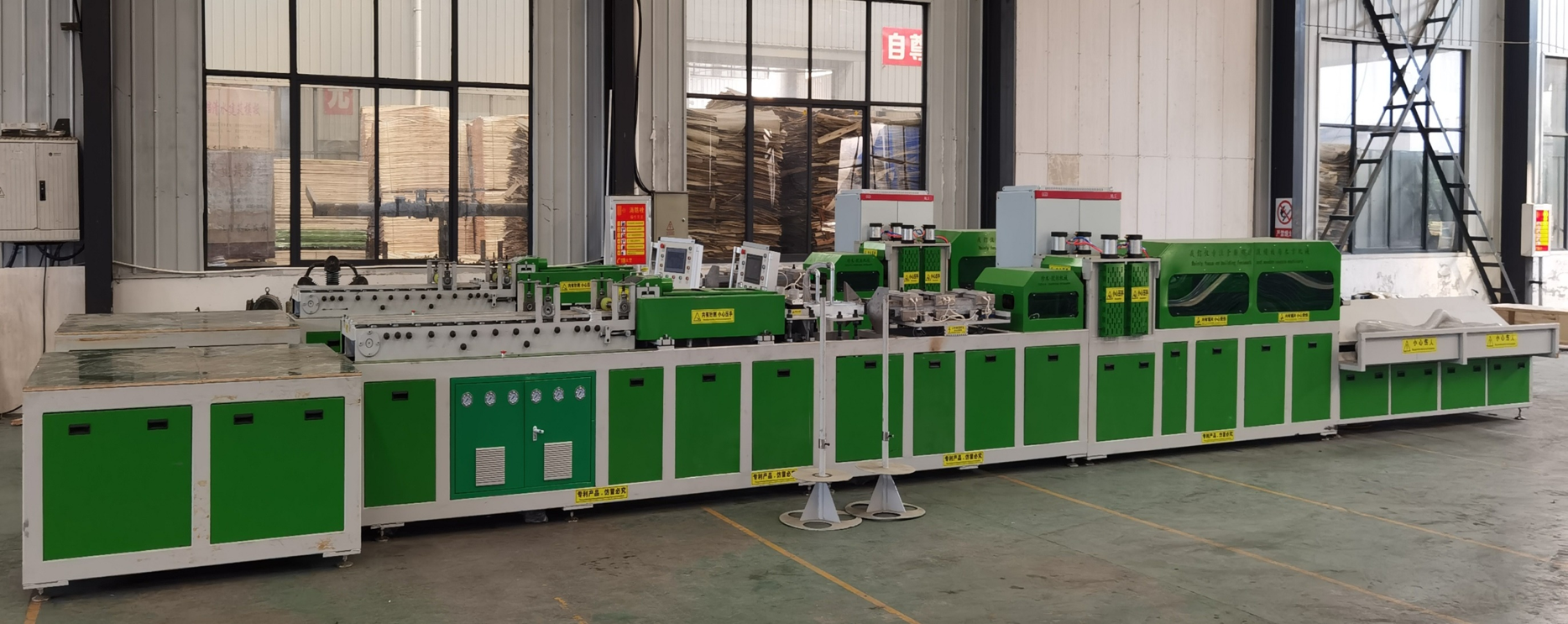 Recycled composite wood block production line